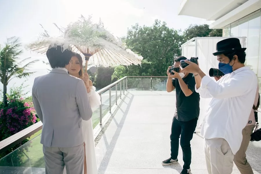 Our wedding photography and videography team capture real couples at our wedding venue, Tirtha Uluwatu