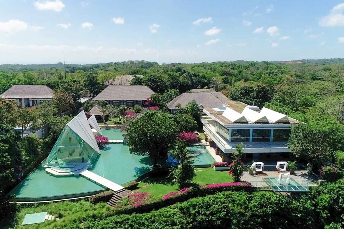 Tirtha Uluwatu, Glass House by Tirtha, wedding villa, bali wedding package, bali wedding venue, bali destination wedding, best wedding venue in bali, Tirtha Bali wedding planner, bali wedding, wedding bali