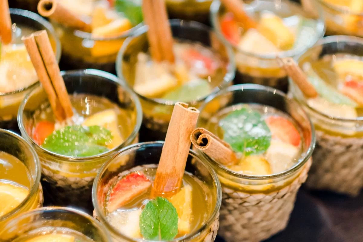 Welcome Drinks for Guests