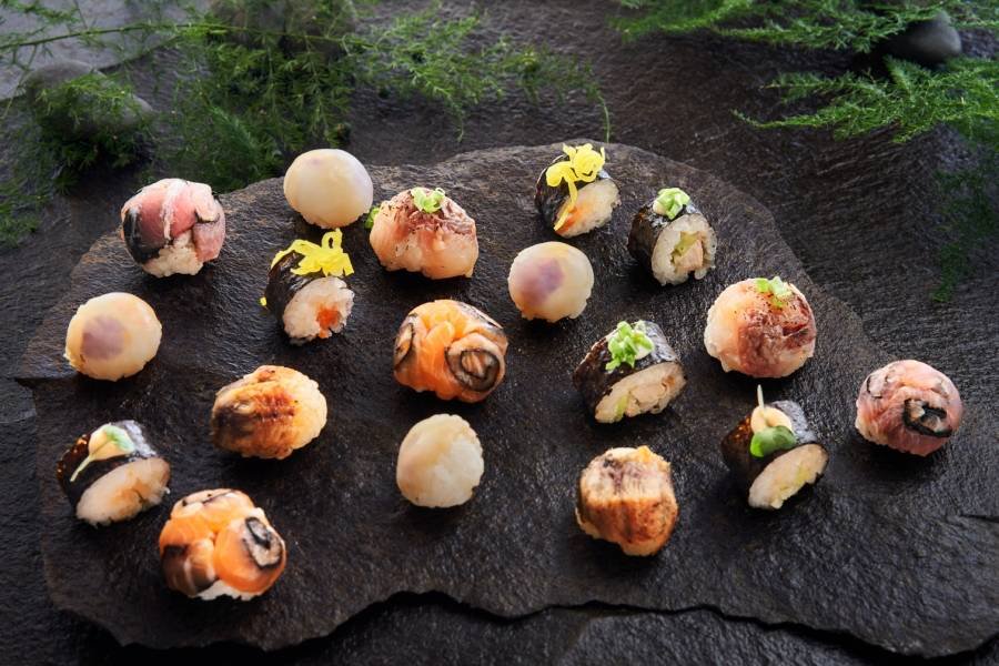 SUSHI Bar