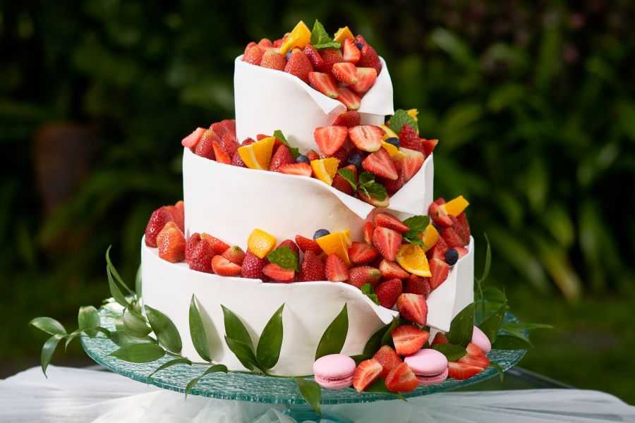 Tropical Fruit with Berries, the perfect wedding cake for your Bali destination wedding