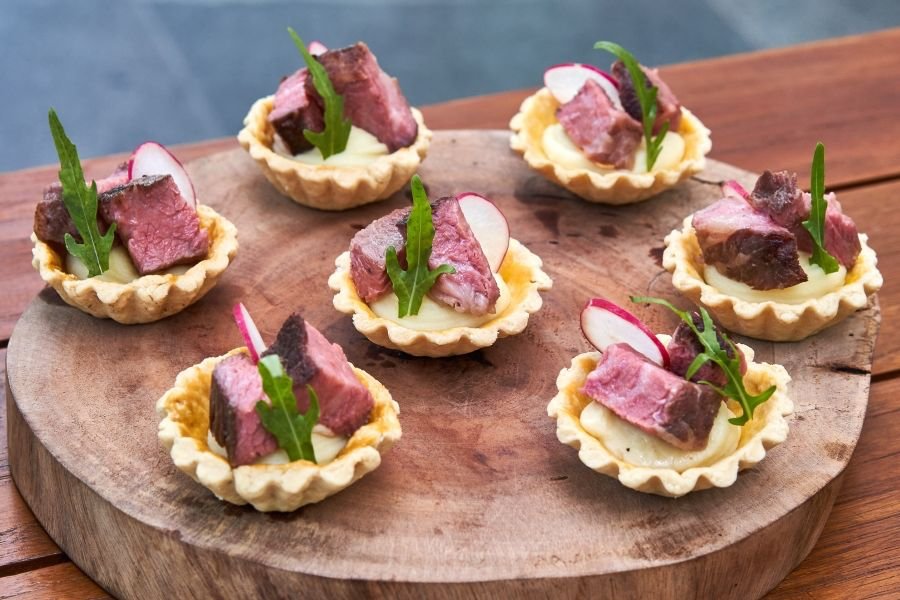 Roasted Wagyu Beef & Mashed Potato, canape