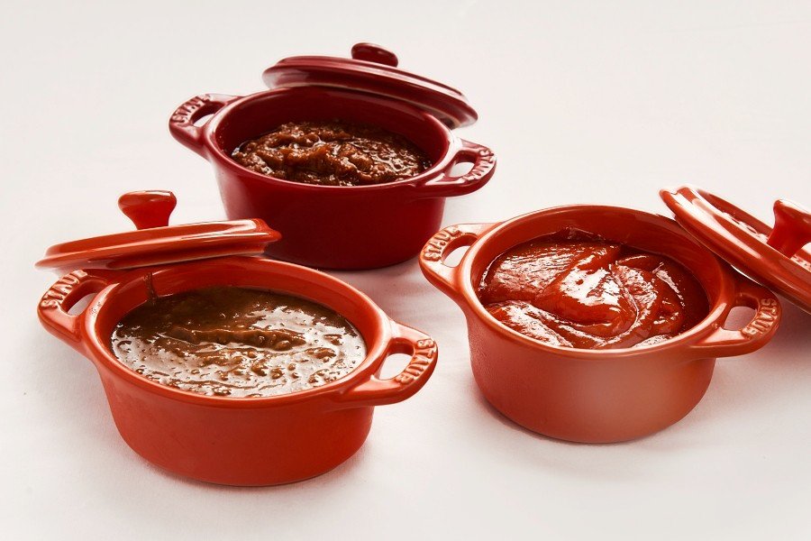 Homemade sauce and condiments