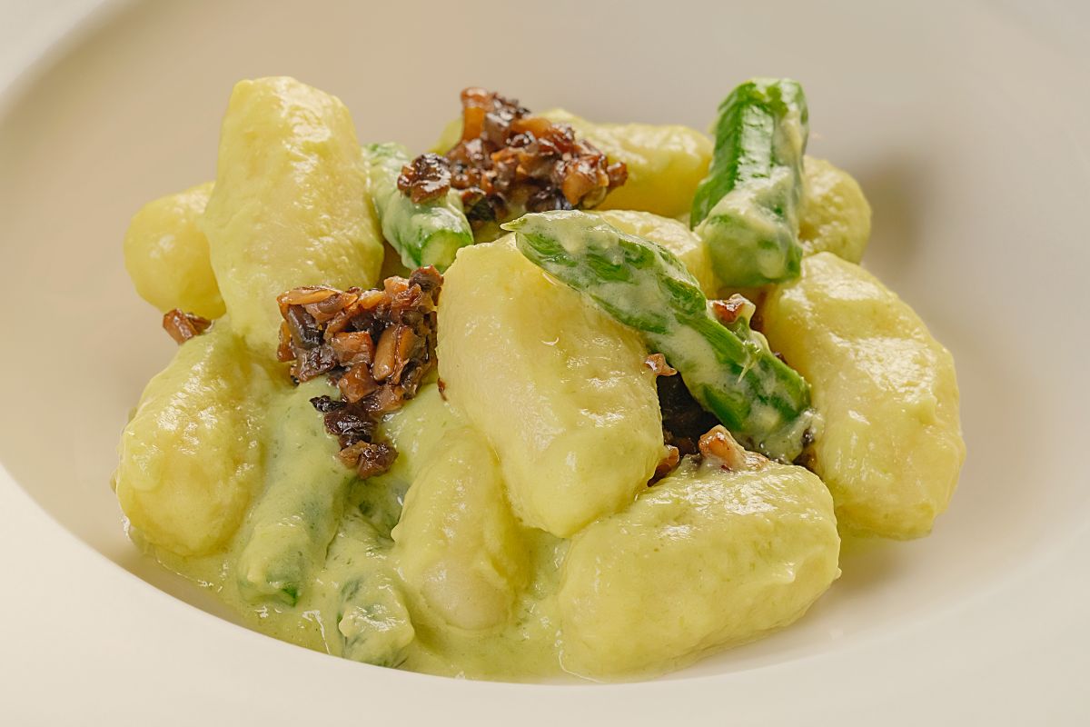 Green Asparagus Gnocchi with Truffle Oil for your wedding reception in Uluwatu, Bali