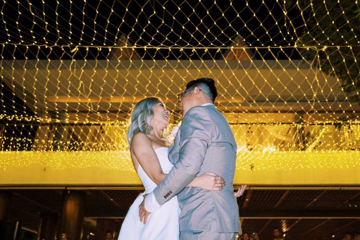 The Milky Way Net casts a magical glow over your dream wedding venue in Bali