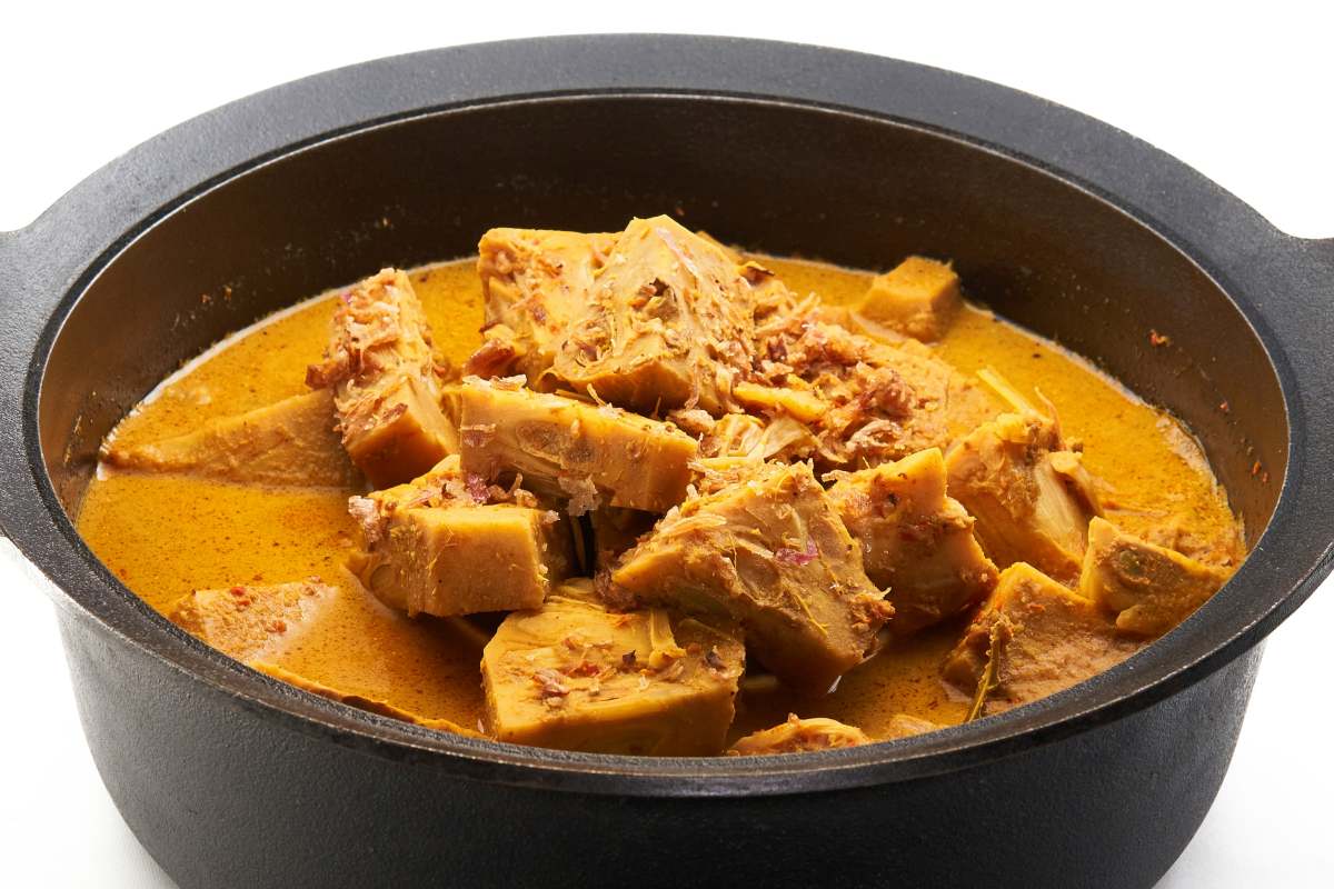 Indonesian Jackfruit Curry with Steamed Rice