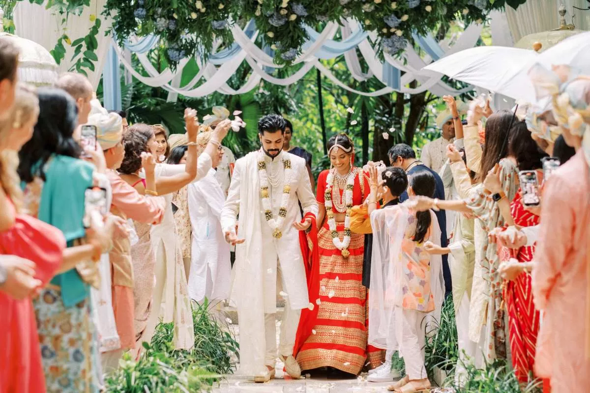Indian Hindu Wedding in Bali with Tirtha, wedding reception, Ashirvad Blessing Ceremony, all inclusive bali wedding package, bali wedding venue, bali destination wedding, best wedding venue in bali, Tirtha Bali wedding planner