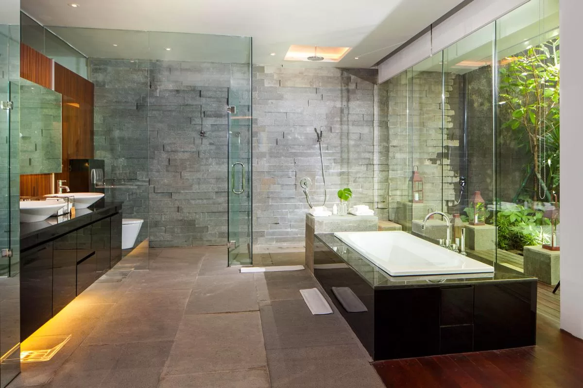 master bathroom, Glass House by Tirtha, wedding villa, bali wedding package, bali wedding venue, bali destination wedding, best wedding venue in bali, Tirtha Bali wedding planner, wedding decoration, bali wedding, wedding bali