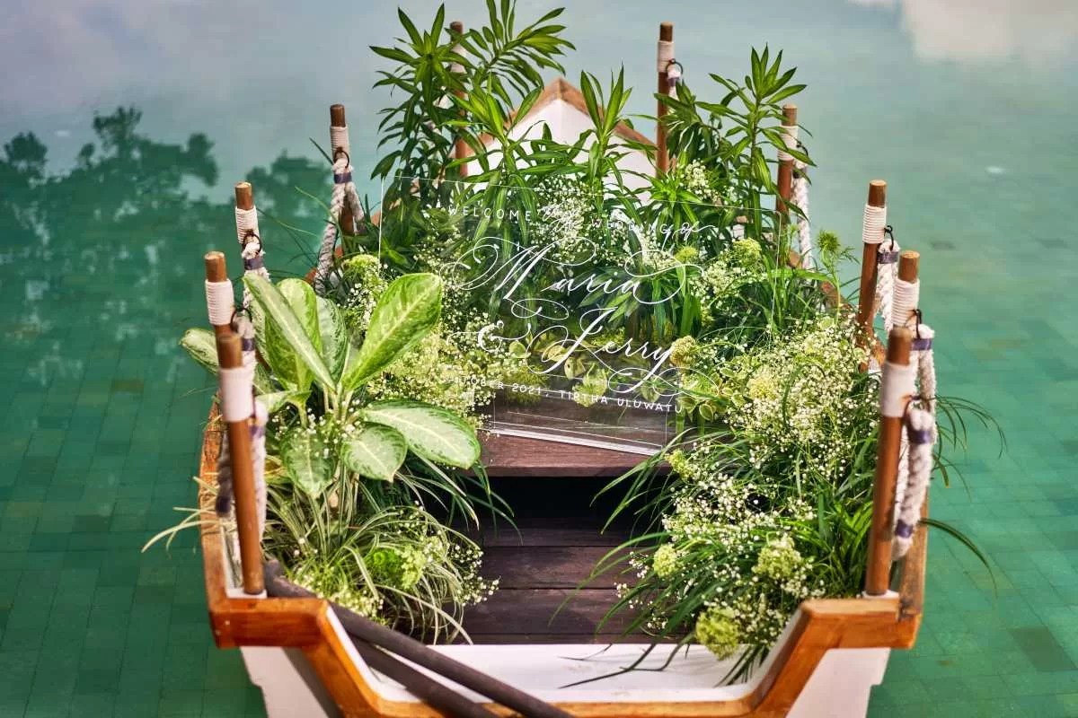 Welcome Board, intimate decoration, wedding decoration, hanamizuki, bali wedding package, bali wedding venue, bali destination wedding, best wedding venue in bali, Tirtha Bali wedding planner, bali wedding, wedding bali