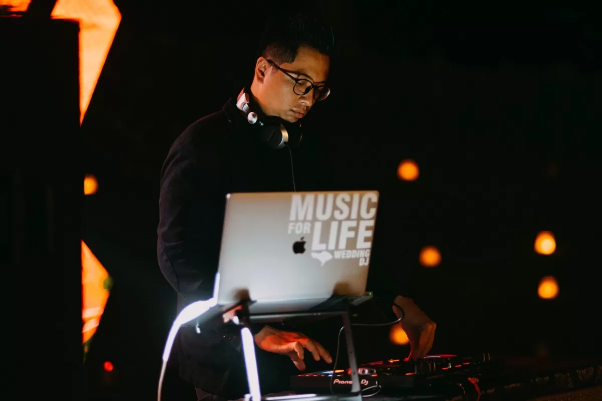 DJ: Bram for your Bali wedding reception entertainment.