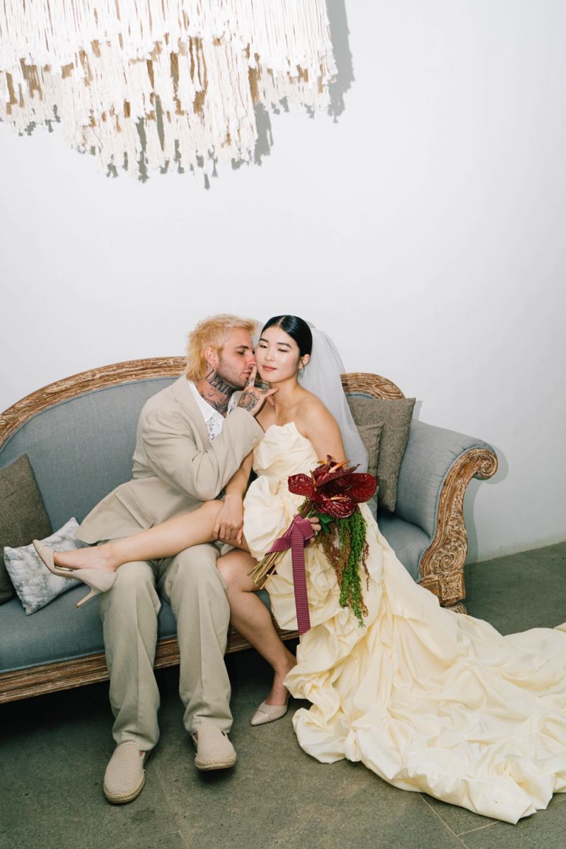 A couple portrait of Akari & Michaljon during their photo tour at Tirtha Bali.